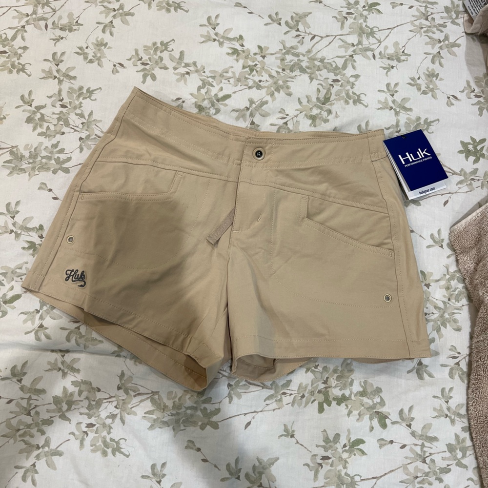 Huk shorts